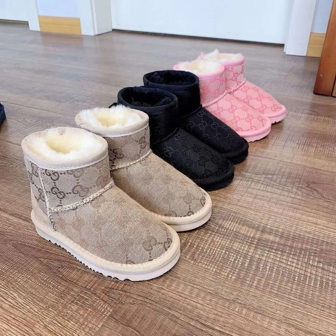 

Wholesale Unisex Women Men Sheepskin Fur Boots kids winter snow fur boots, 6 color