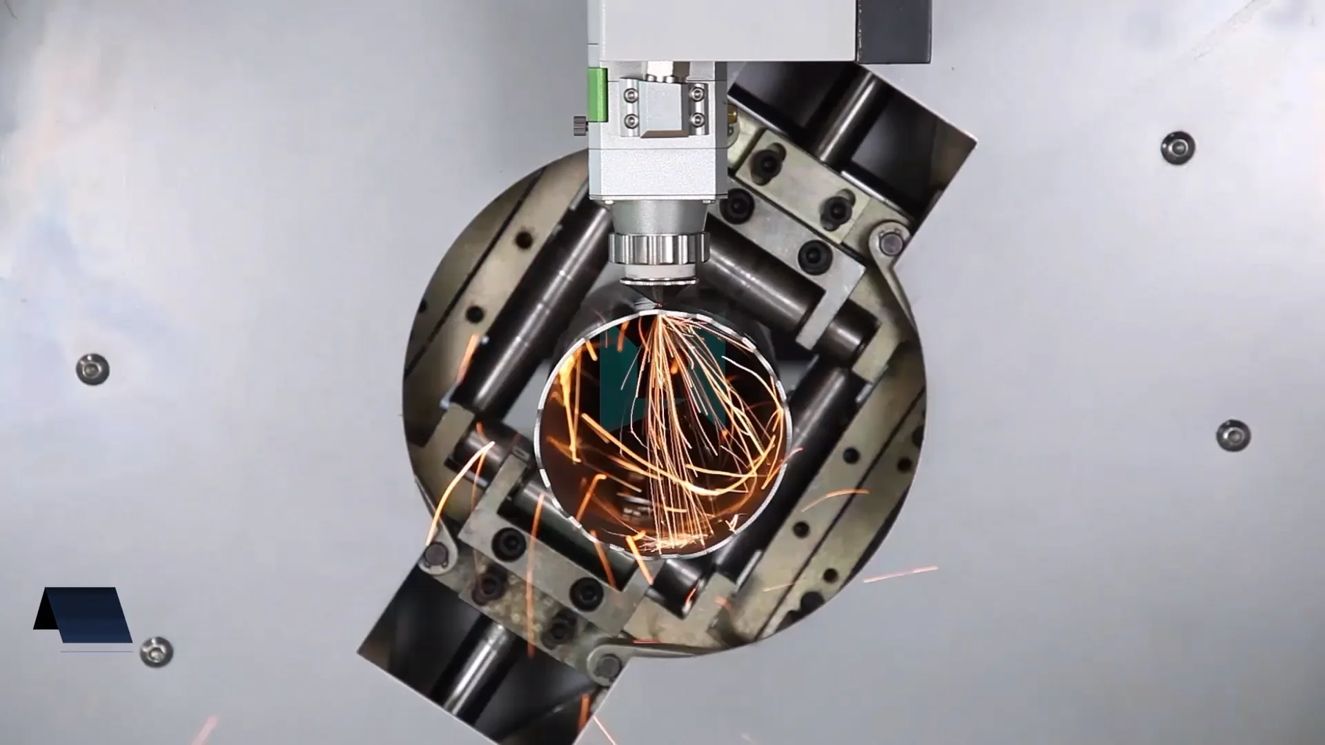 Lx82ts Automatic Cutting Machine Laser / Tube Laser Cutting Machine