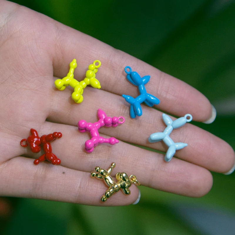 

Hobbyworker Ins Hot Selling Cute Cartoon Simple Gold Plated Balloon Dog Charm Pendant for DIY Necklace Jewelry Accessories P0131