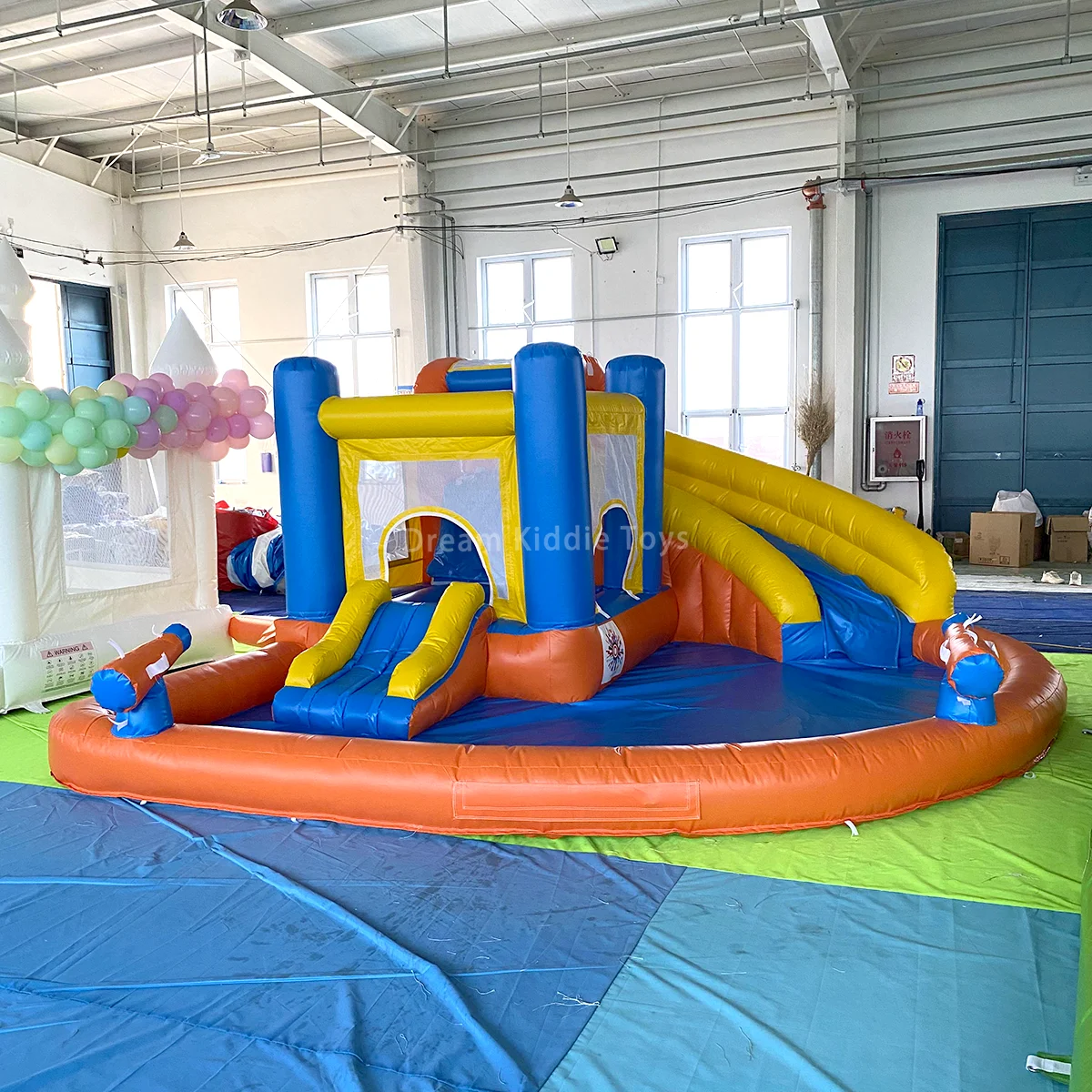 

5x4.5m commercial PVC inflatable bounce house with water pool and slide jumping castle with water slide for kids outdoor