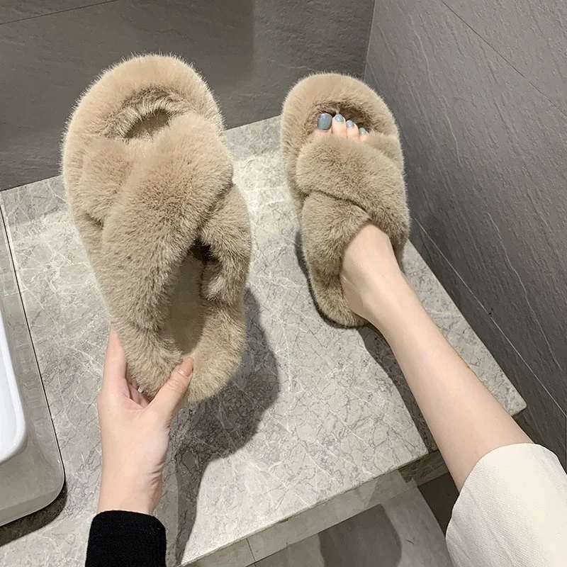 

2020 New Fashion Pantuflas De Felpa Comfortable Fluffy Slippers Anti Slip Outdoor Slippers For Women