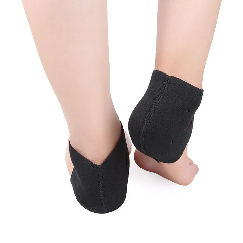 

Invisible Moisturizing Soft Elastic Breathable Heel Protectors Heel Anti Crack Silicone Gel Foot Socks, Black