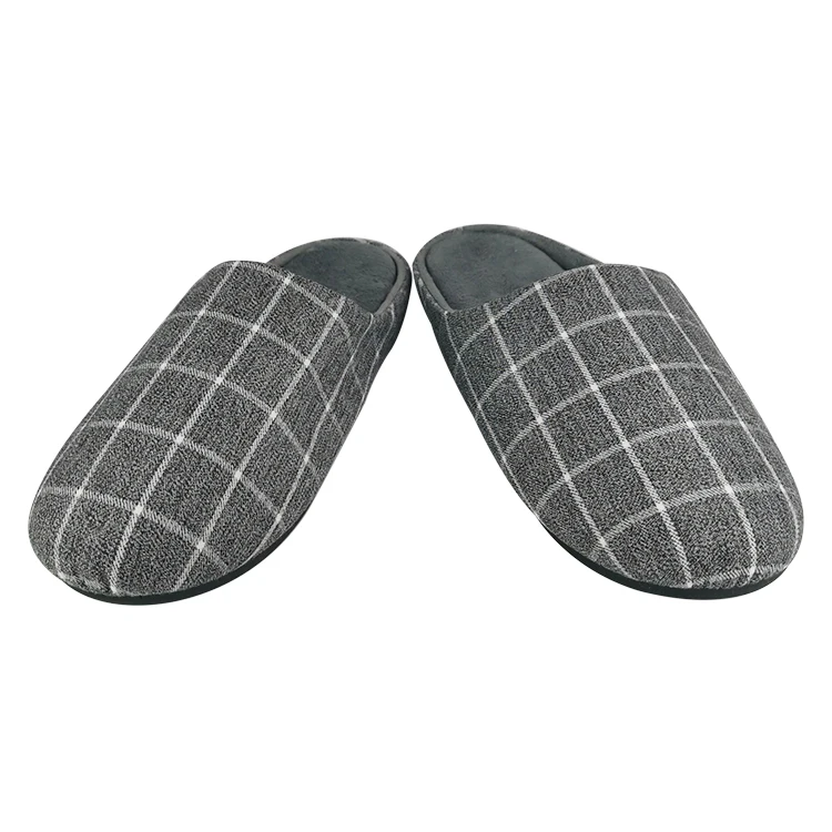 

Large Lattice Contracted And Comfortable Home Slippers In Winter, Customized colors