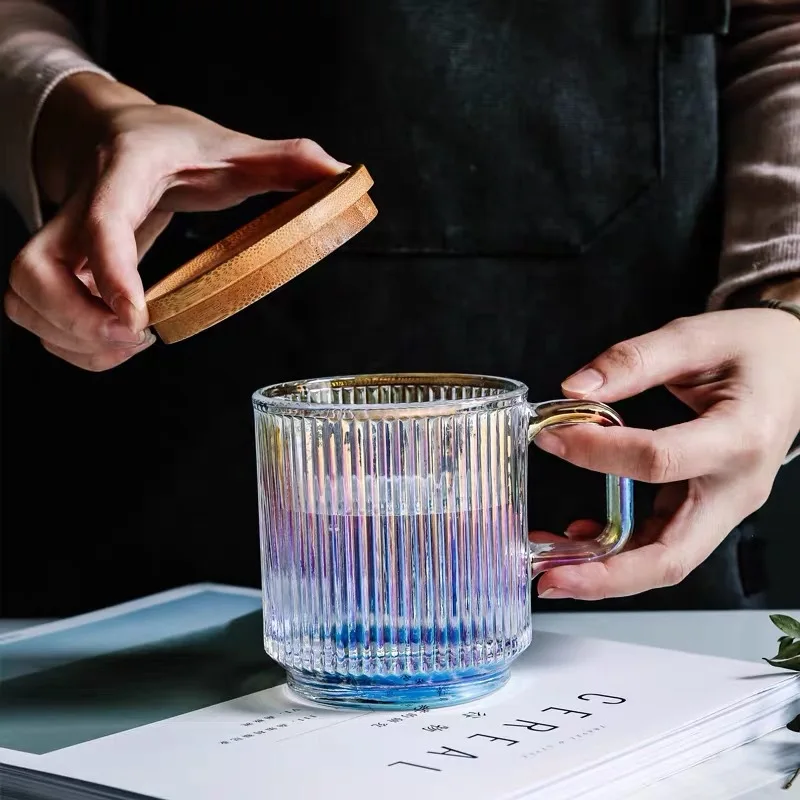

Iridescent Glass Coffee Mug with Lid Premium Classical Vertical Stripes Glass Tea Cup for Latte Tea, Same with picture