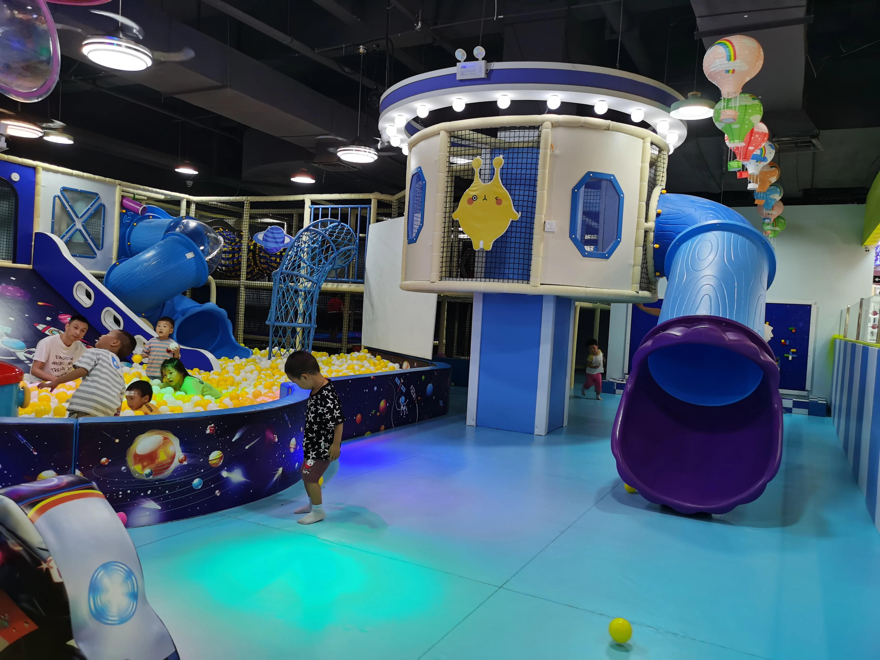 热销广场住宅室内儿童迷宫游乐场软式游乐设备 - buy 儿童游乐园室内