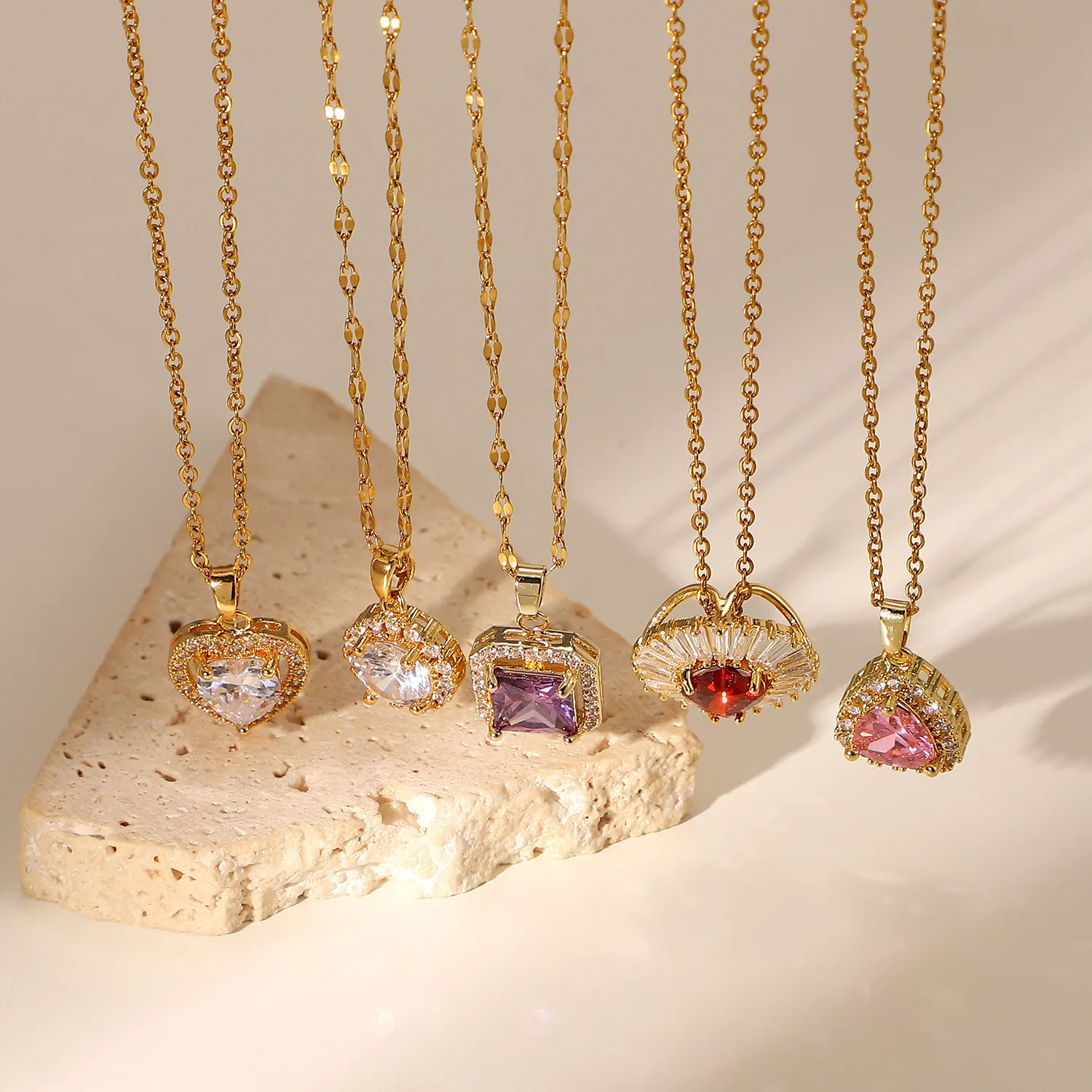 

Hotsale Women Purple Square Zircon Edging Chain Diamond Necklace 18k Stainless Steel Necklace
