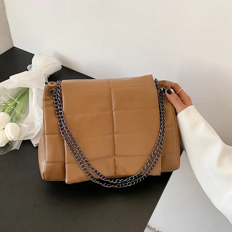 

2021 new women's crossbody handbag retro small square flap bag single metal chain shoulder bag, 4colors