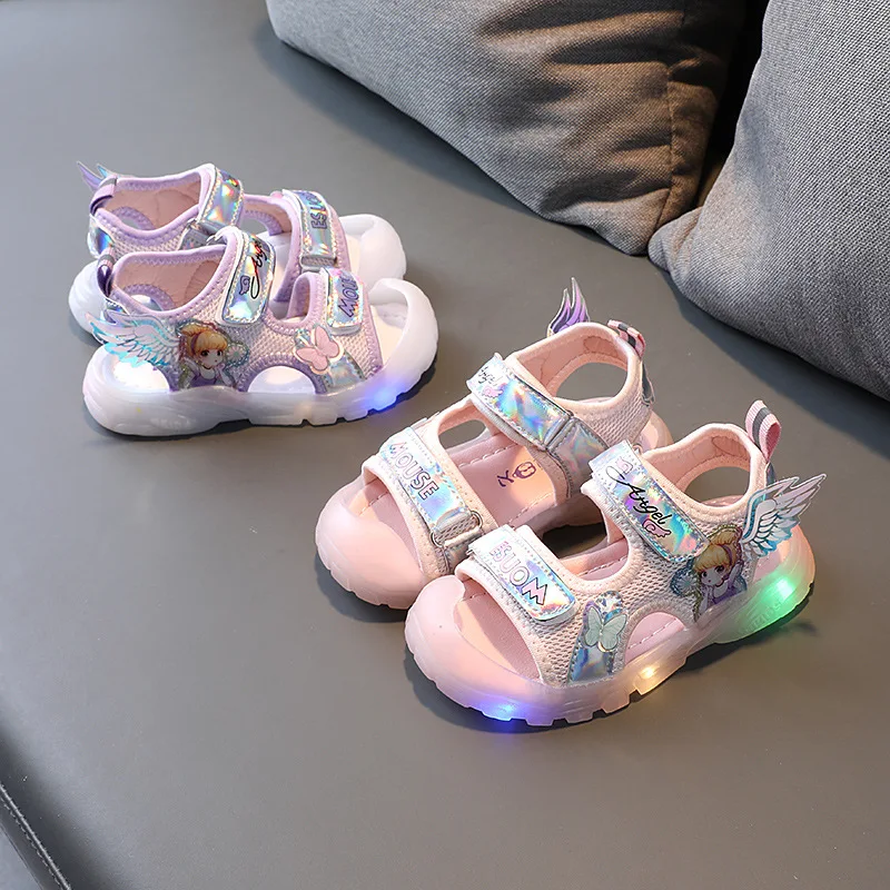 

2022 Toddler Korean Style Trend New Girls Little Princess Wings Light Up Soft Bottom Shock Absorption Breathable Anti Kick Bea