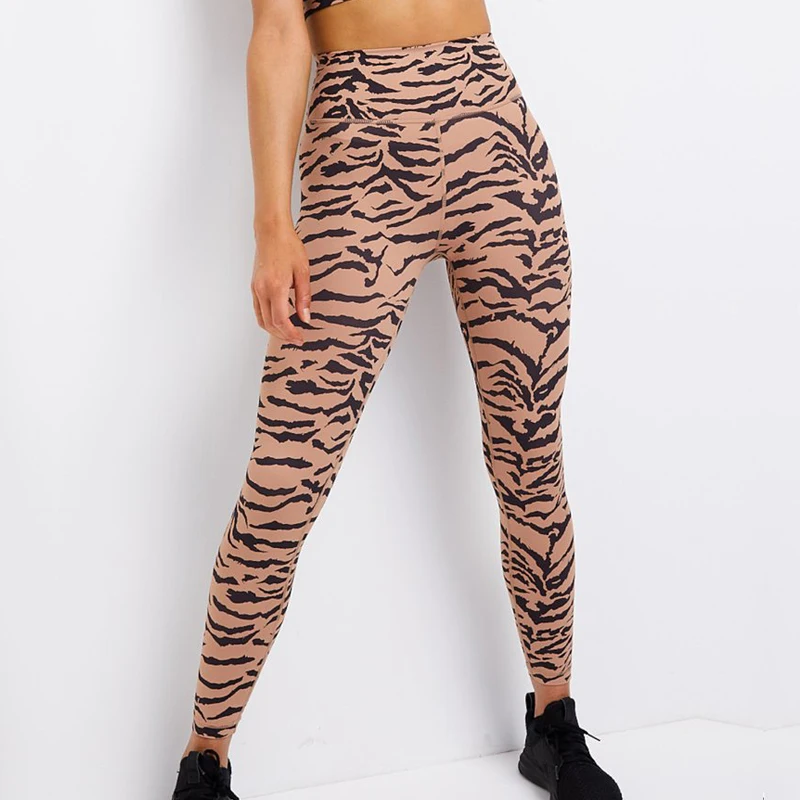 

High Waist gym Fitness wear workout Leggings Women tiger printed scrunch butt leggings, Black/green/pastel green