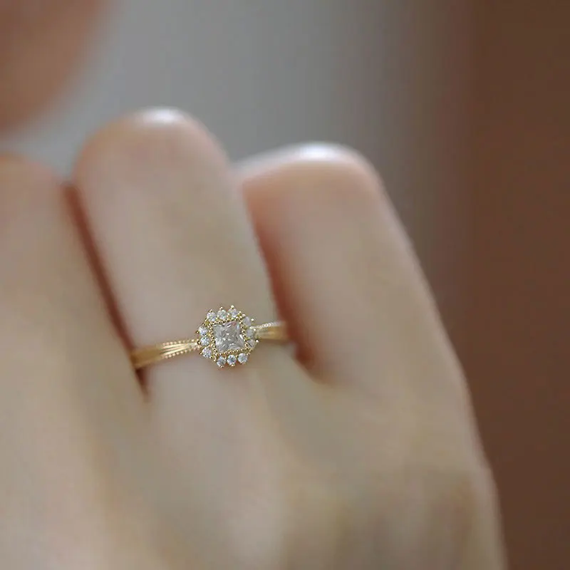 

S925 sterling silver gold-plated gemstone ring micro diamond princess cut zircon open female ring