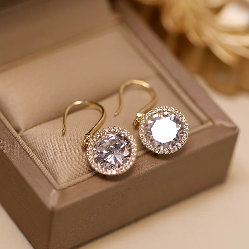 

Brilliant Round Cut Cubic Zirconia Drop Earrings Luxury Sparkling Diamond Crystal Hook Dangle Earrings for Wedding