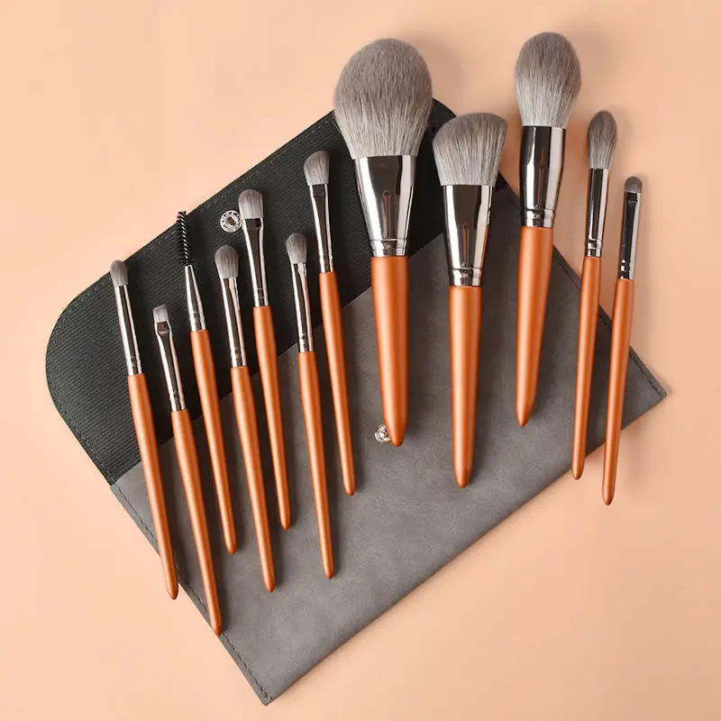 

Uniasia 11 Pcs Private Label Wooden Handle SyntheticHair Makeup Brush Set Personalized Make Up Tools For Ladies, Orange