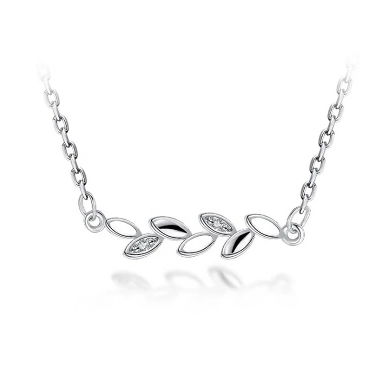 

New Hot Delicate Tree Leaf Zircon Pendant Necklaces For Women Short Clavicle Chain Choker Creative Jewelry