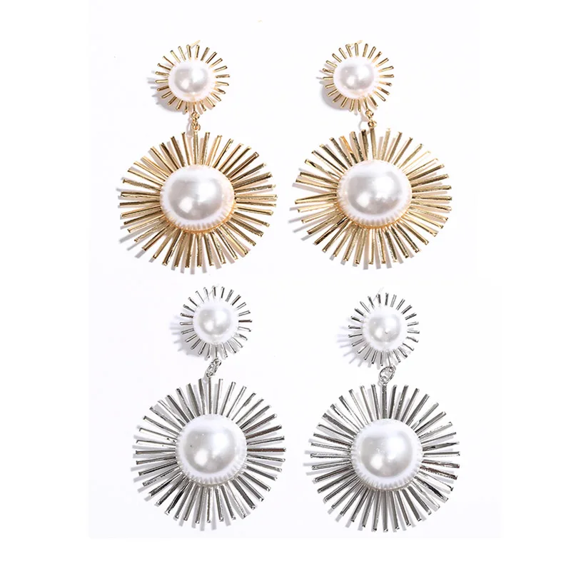 

Geometric Shape Ladies Pearl Earrings Female Street Shooting Alloy Earrings Women Wholesale Jewelry Hoop Earrings, Picture shows