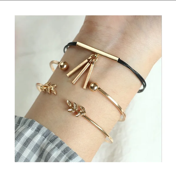 

New leaves 3 piece set bracelet black leather rope word set bracelet