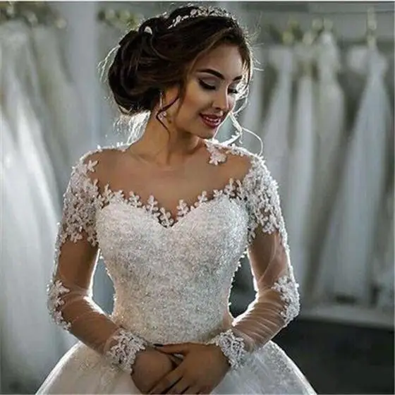 

New Design Beautifully Ball Gown Bride Dress off shoulder wedding dress Waist Slim Trailing Dress