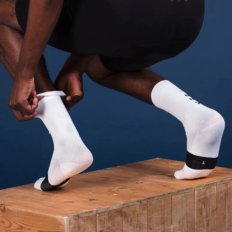 

Men Women Performance Sport Cycling Athletic Crew Socks