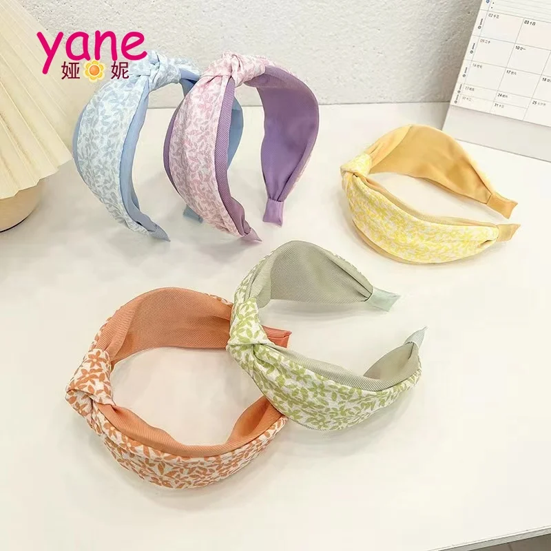 

Pure color floral pattern headband Premium Wide Side Knot Headband