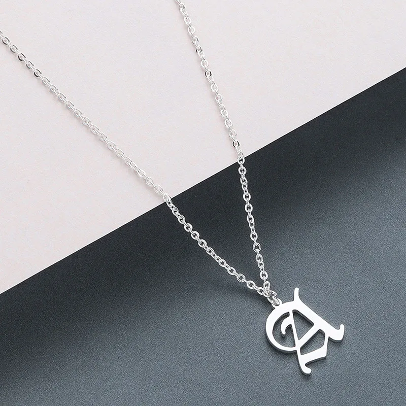 

Old English Plate Letter Font Initial Necklace Stainless Steel Women Wholesale Necklaces Custom Letter Pendant Necklace Initial