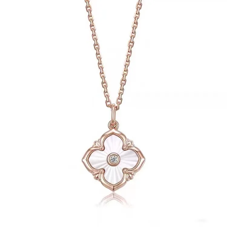 

Certified 18K Gold Two-Point Diamond Grass Pendant Au750 Color Gold Simple Ins Style Choker Water Shell Gold Wholesale