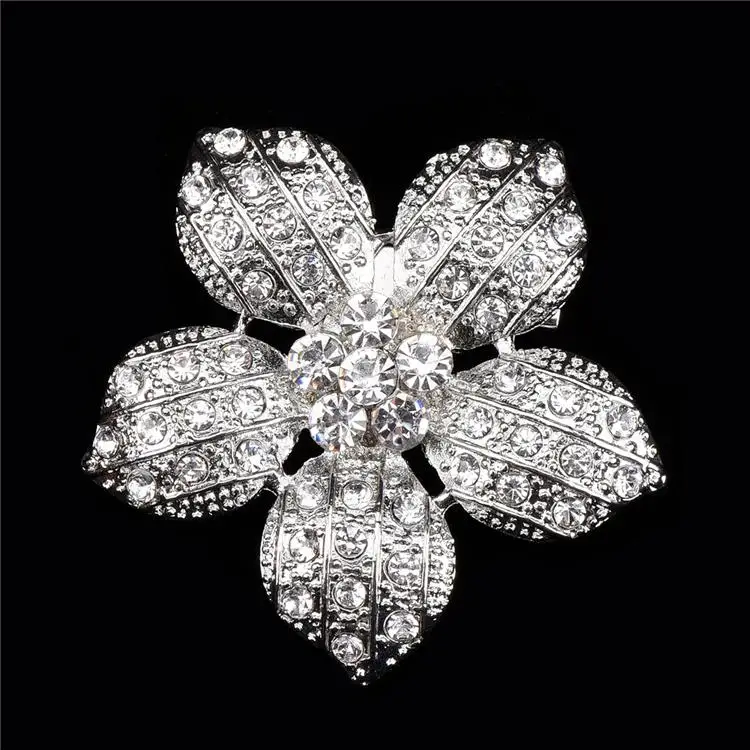 

Hot sale fashion 4.1x4.1cm flower shaped rhinestone brooch pins for party