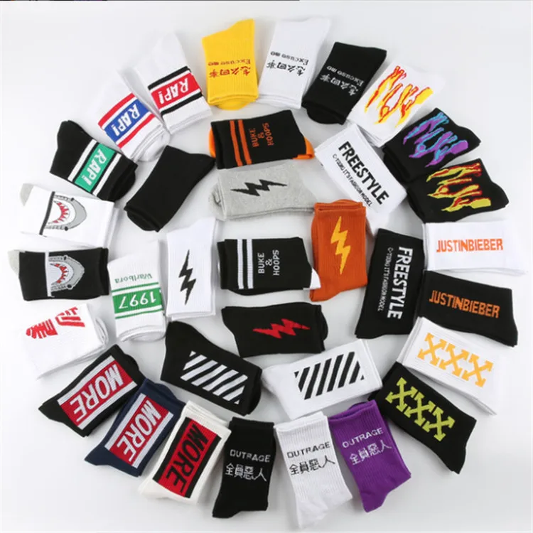 

wholesale street fashion hip-hop white black men cotton letter socks