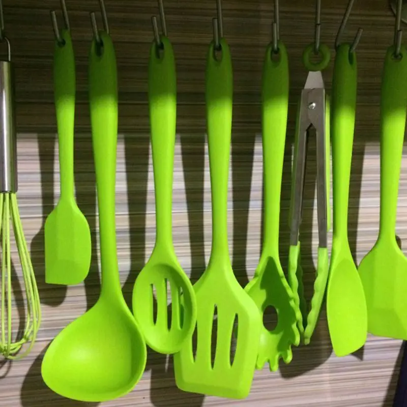 

Kitchen Utensils Set with Wooden Holder Heat Resistant Silicone Cooking Utensils Set Eco-friendly Kitchen Gadgets Tools