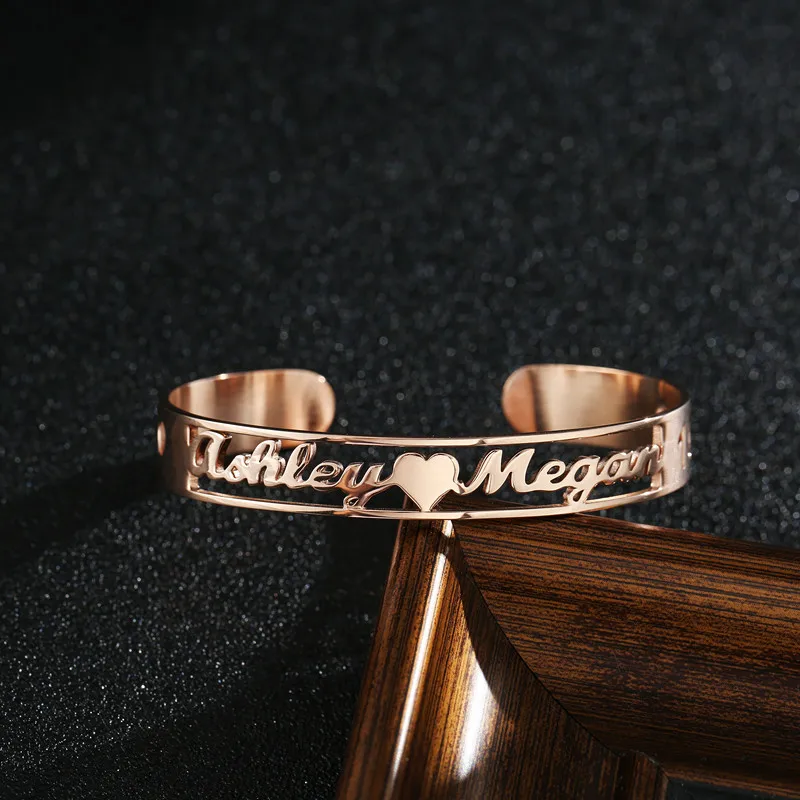 

Women Stainless Steel Wide Bracelets Bangles 18K Gold Plated Custom Name Cuff Bracelet For Anniversary