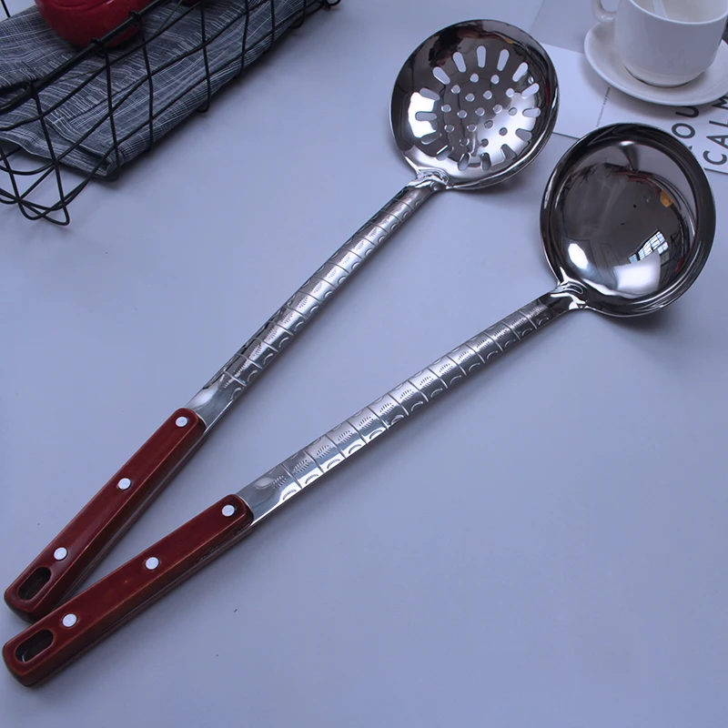 

Stainless Steel Spatula Spoon Colander Long Wooden Handle Scoop Turner Kitchen Tools, Silver