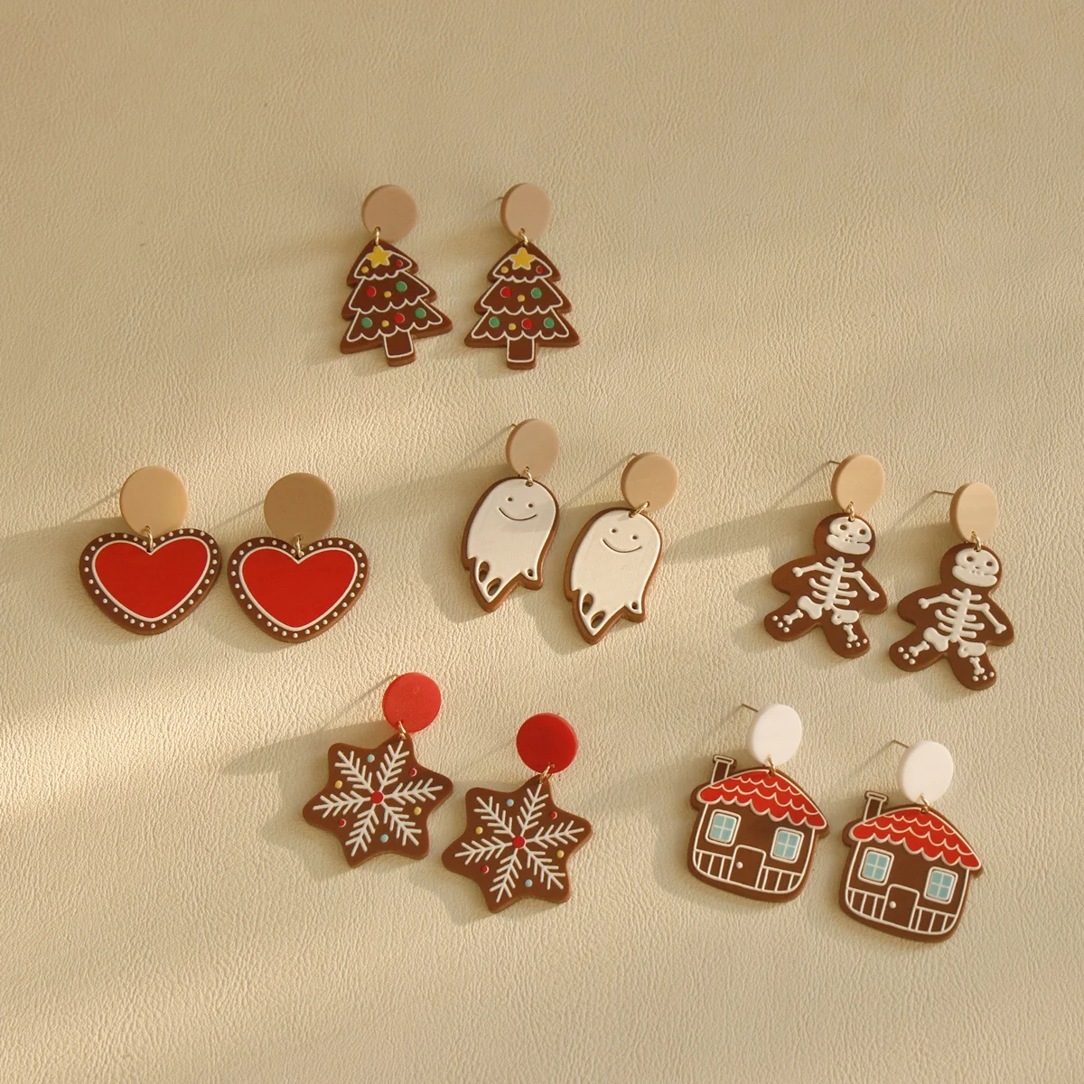 

OUYE cute red fashion women christmas earrings acrylic stud wholesale jewelry Christmas tree snow ghost acrylic earrings, Colorful