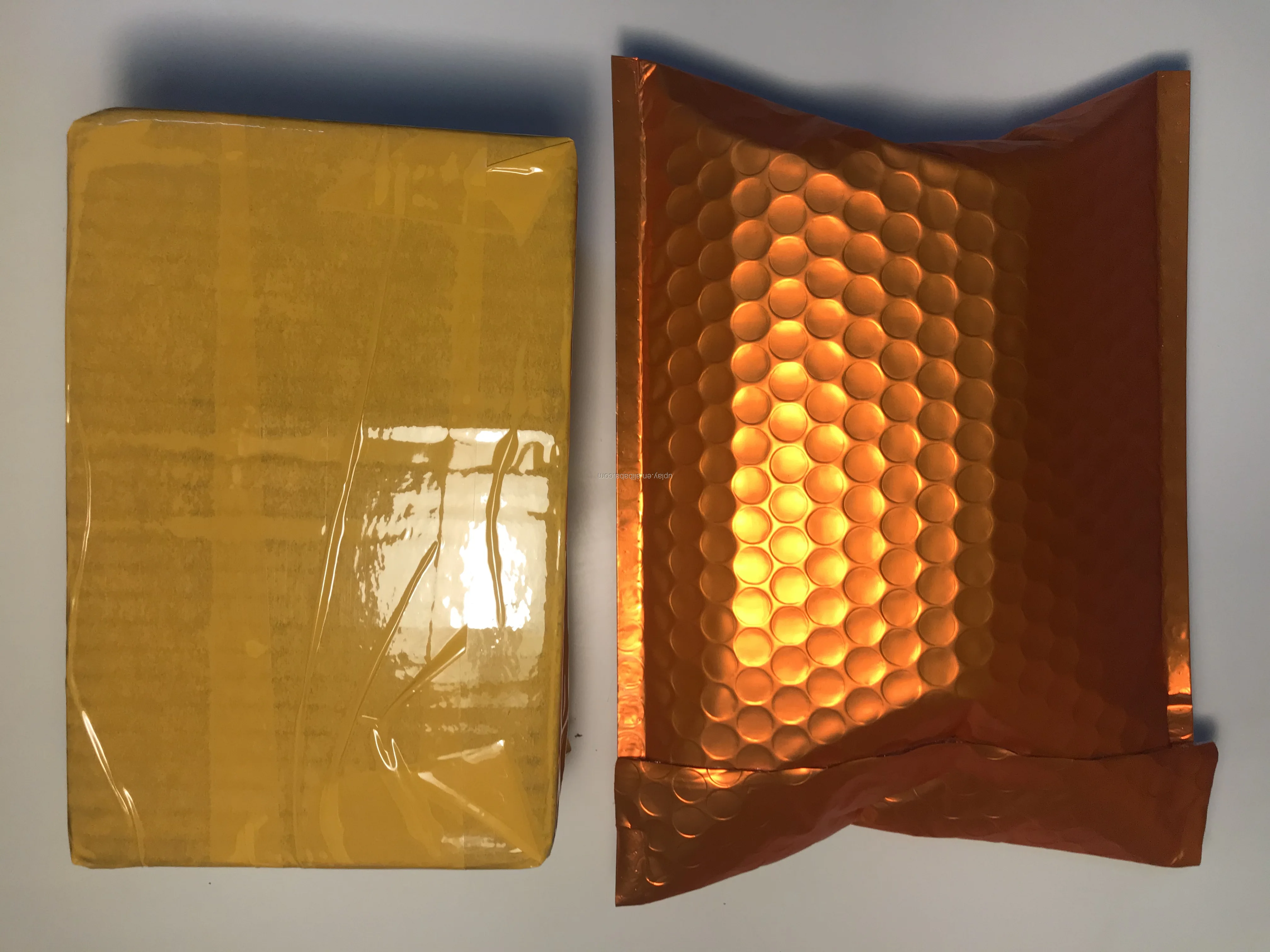 puffful 酒吧 plusss 与 4 种 puffful 酒吧流行 plus 准备发货