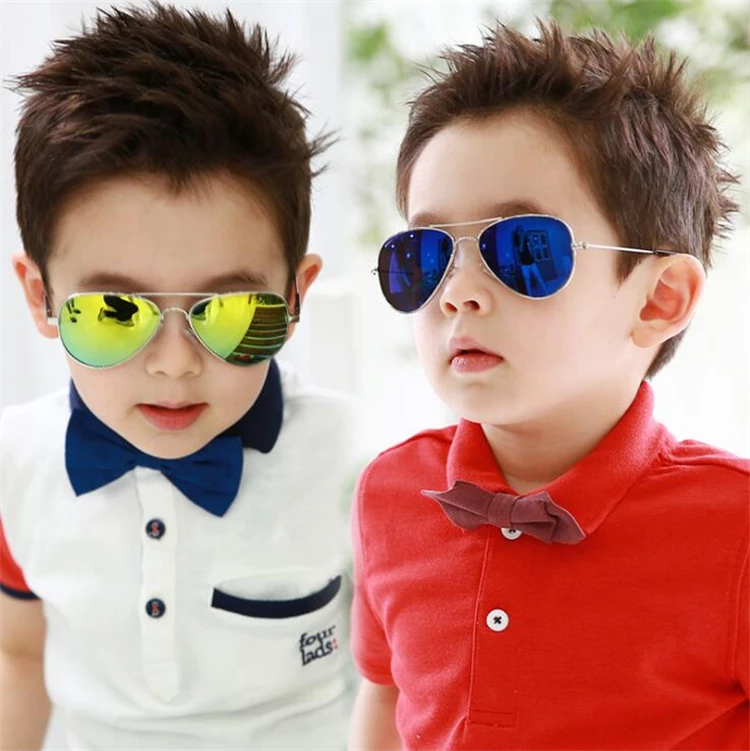 

Wholesale 3025 Little Boys Girls Pilot Sunglasses Designer Aviation Fashion Children Sun Glasses Shades Kids Sunglasses, As pictures or customized color
