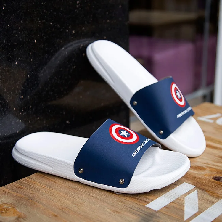 

2020 Customizable logo fahion Slipper Walk Men Flat Slipper, Any color you like