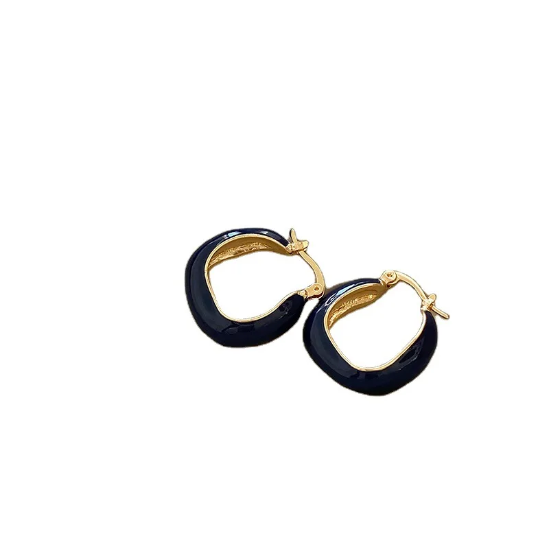 

INS New Design Enamel Hoop Earring Gold Plated Twist Custom Fashion Color Blue Enamel Ear Clip Earrings Luxury Women Jewelry 21524 Earring