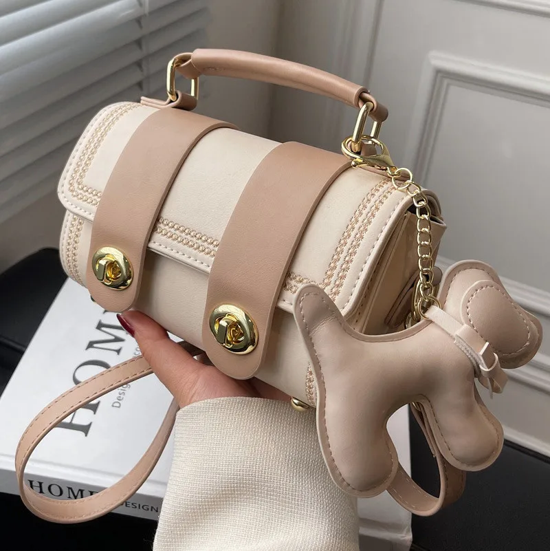 

Latest Design Satchel Bags Hasp Square Bag Dog Pendant Women Handbags