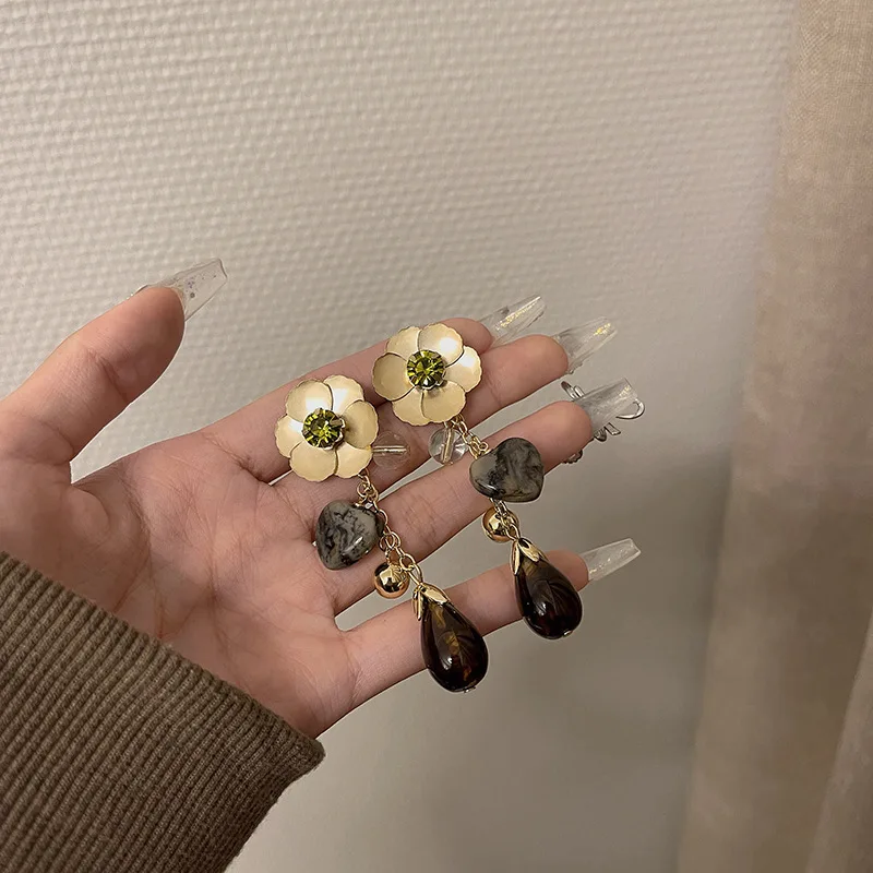 

Fashion Design Vintage Love Droplet Tassel Temperament Pendant Earrings Jewelry For Women