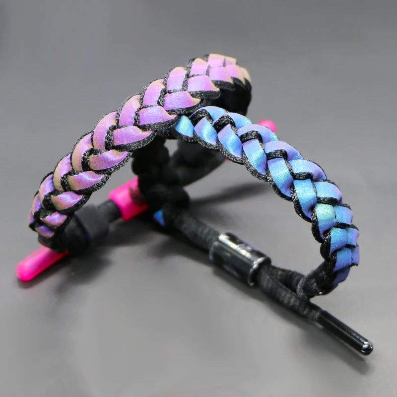 

Custom Fashion Handmade Friendship Wristband Braided Holographic Basketball Shoelace Bracelet for Men Women