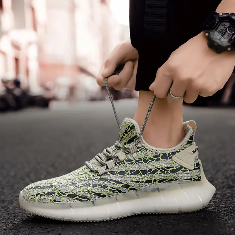 

Wholesale Sports Shoes Men Fashion Small MOQ Custom Running Customized Casual Sneakers Men, Optional