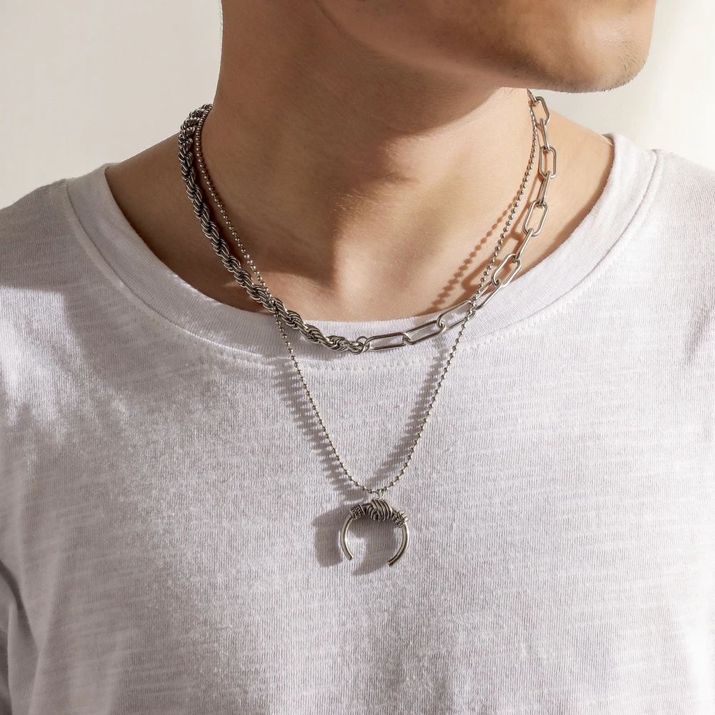 

Hot Selling Moon Stainless Steel Horn Shaped Stainless Steel Necklace For Daily Use