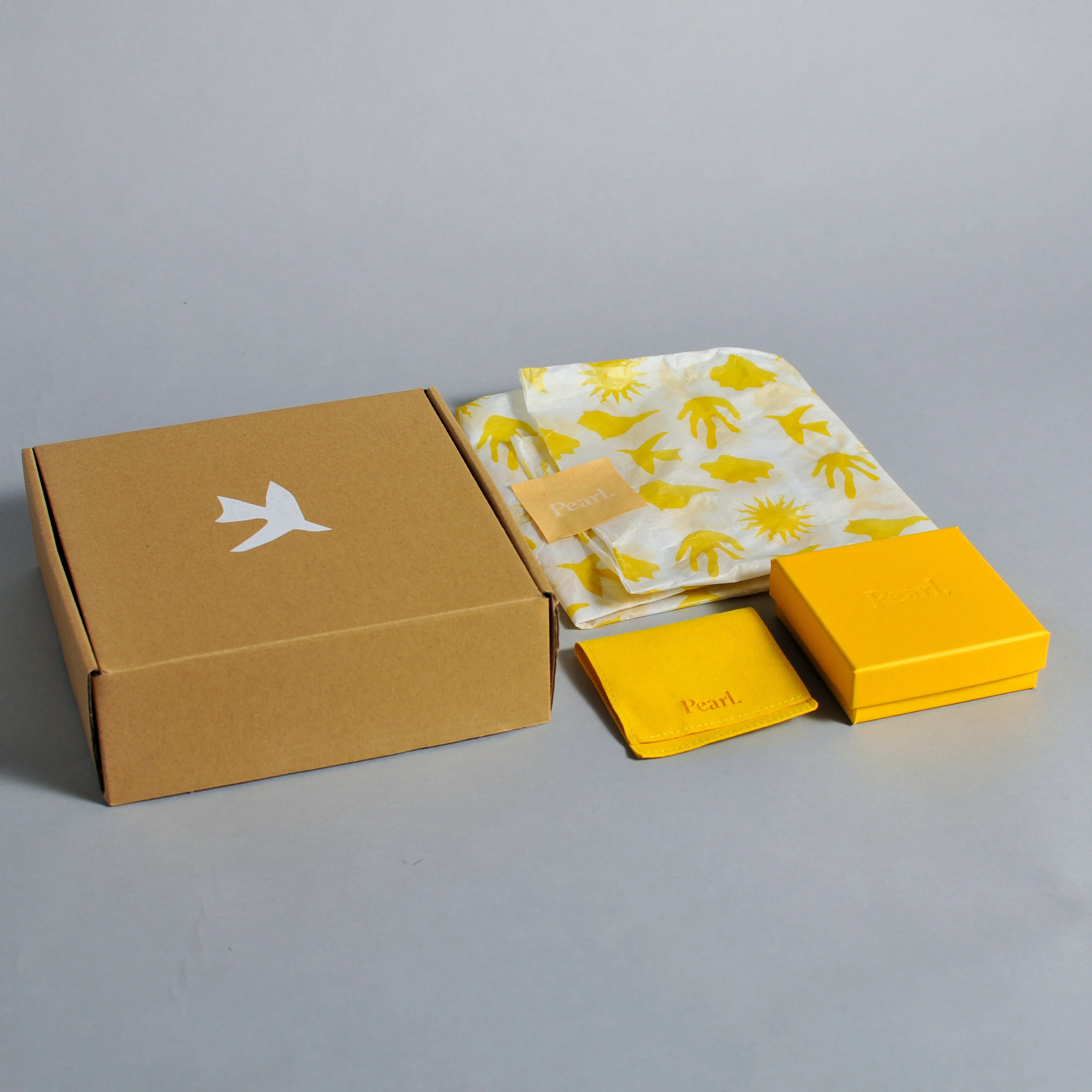 

Luxury custom LOGO Kraft yellow white Paper Cardboard Slide Drawer Bracelet Jewelry Box packaging set mailing box tissue paper