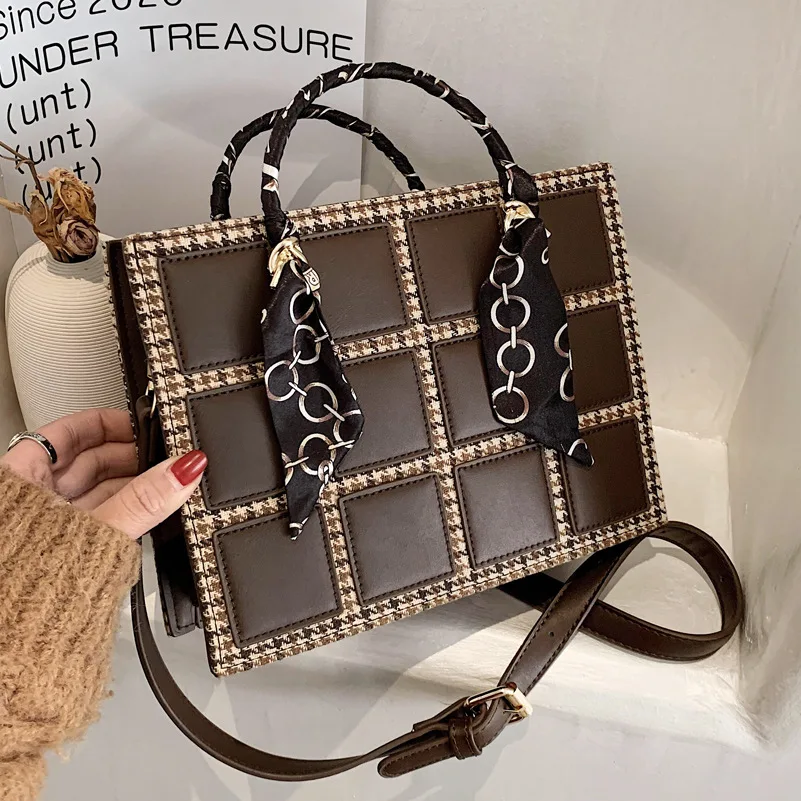 

2021 Wholesale females tote handbags ladies hand bags luxury purses for women