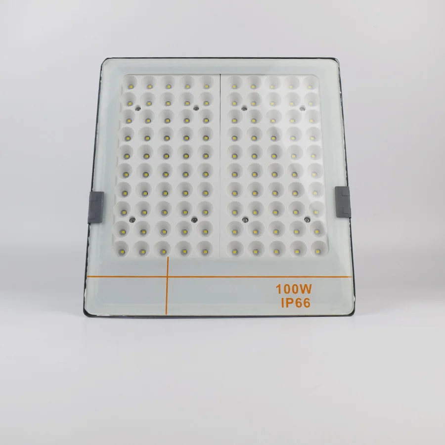 Flood Light32.jpg