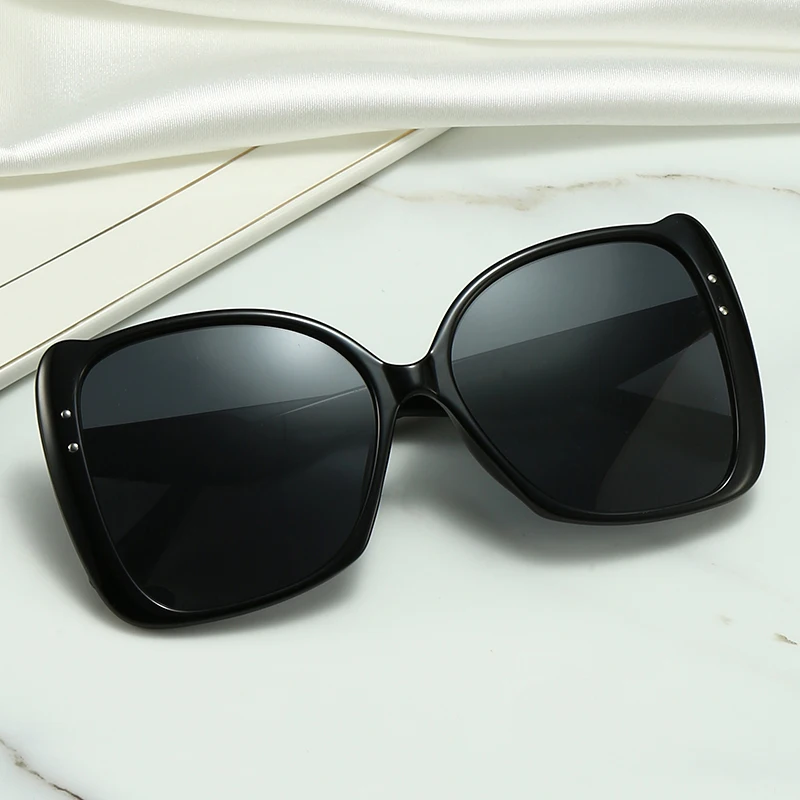 

Wholesale latest designs New custom logo sunglasses hot selling sunglasses, Custom color