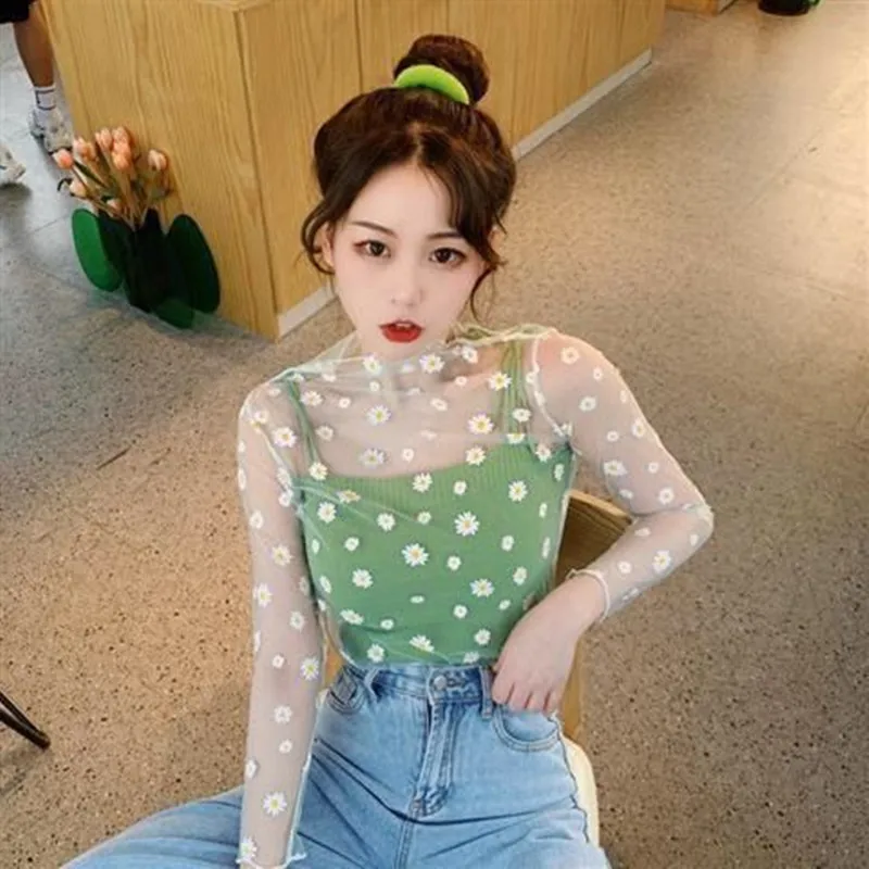 

Korean Style Mesh Top Daisy Under Shirt 2021 New Aesthetic Cute Lace Flower T shirt Long Sleeve Mesh Top Sun Protection Shirt