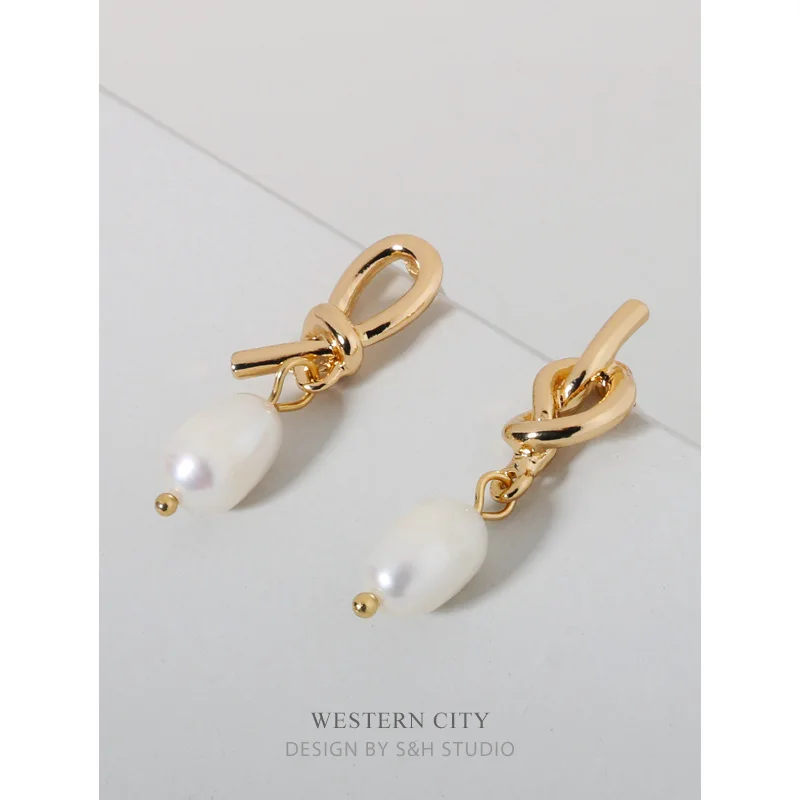 

Elegant Fresh Water Baroque Pearl Ear Clips Earrings for Women Jewelry Wholesale, As pic shown