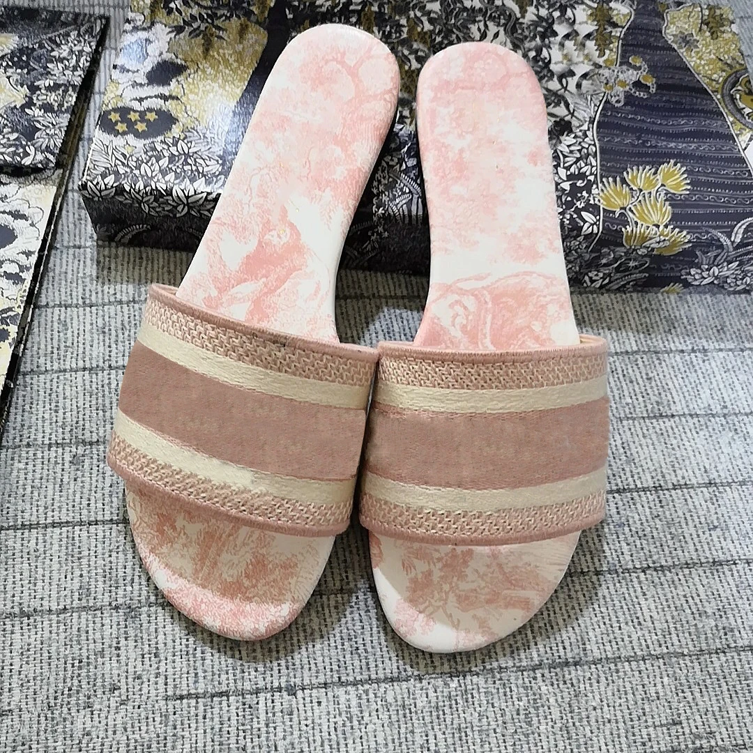 

2021Ladies Women Summer Girls Female Beach Womens Sandals Cheap Jelly Spa Slippers