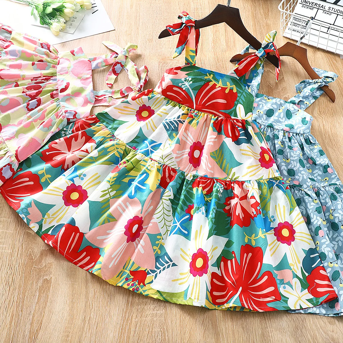

2021 summer new Korean style Western style pleated jumpsuit in the big girl princess floral sling dress
