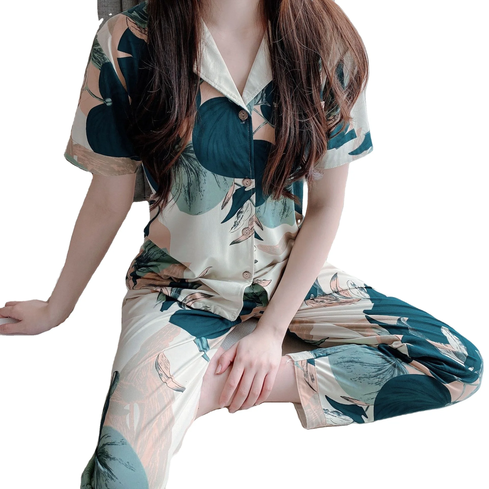 

Short sleeved home pajamas suit pantalettes family pajamas