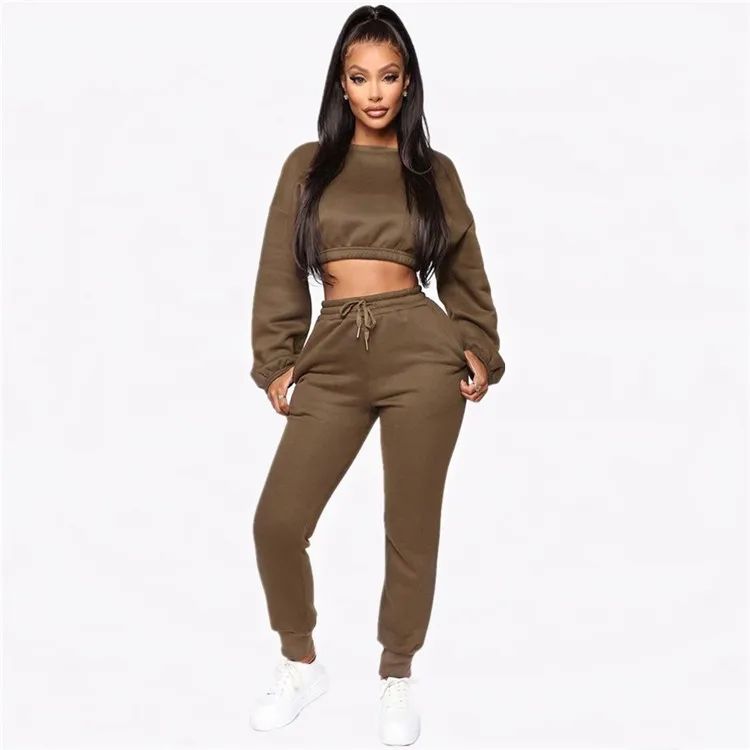 

2021 wholesale fashionable plain women's casual streetwear sports gym smart two pieces sexy outfits crop top tracksuits sets