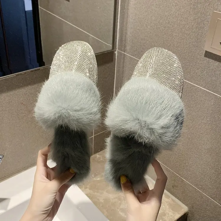 

Women Slippers Ladies Round Toe Luxury Rhinestone Fur Crystal Slippers House Shoes Winter Warm Indoor Diamond Mules Flats, Green black beige